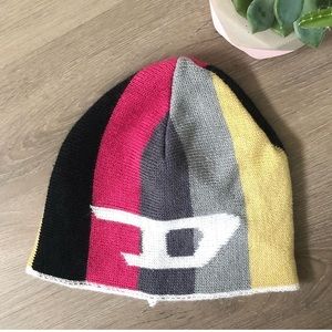 diesel circa y2k era | never worn | colour block cotton blend knit beanie